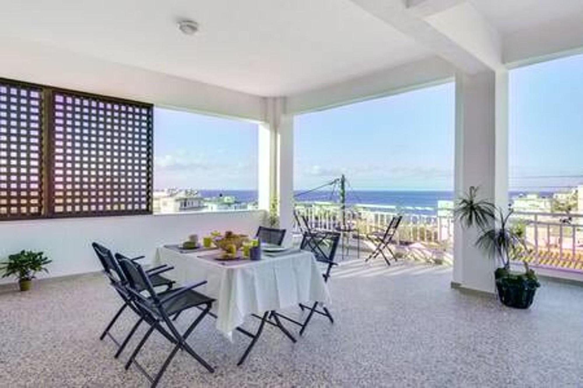 Sea City And Mountain View Apartment La Canea Esterno foto